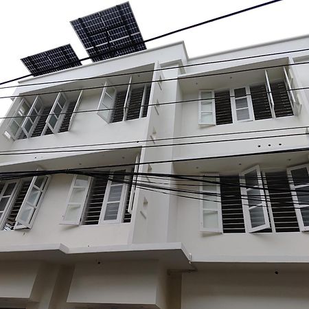 Sivasarass Rooms Thiruvananthapuram Exterior foto